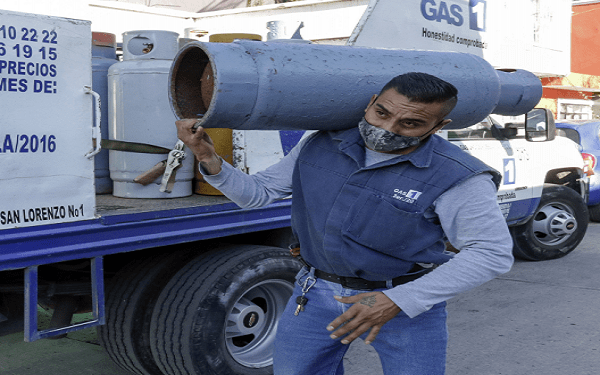 El gas se eleva, literalmente; “no nos alcanza”: familias
