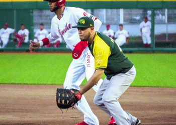 Pega primero Pericos al Águila de Veracruz