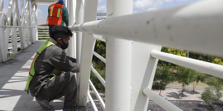 Revisión de puentes atirantados de Puebla con 70 % de avance