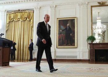 Biden: “EE.UU. no debía seguir luchando en una guerra que los afganos no están dispuestos a librar