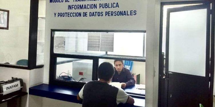 Cumple en materia de transparencia el gobierno municipal de Texmelucan