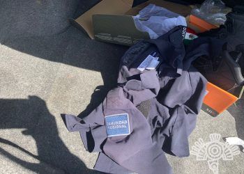 Detienen a dos sujetos en el Periférico Ecológico, uno se hizo pasar por policía 