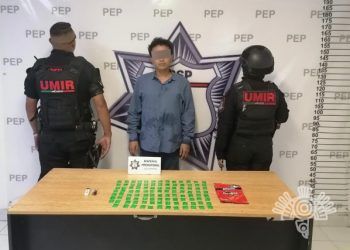 Detienen a dos sujetos en el Periférico Ecológico, uno se hizo pasar por policía 