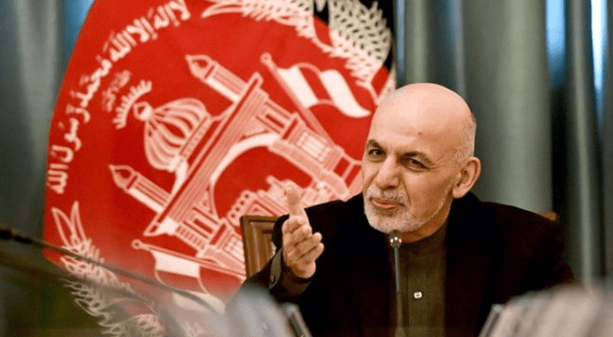 Ashraf Ghani, presidente de Afganistán, se va del país ante llegada de los talibanes