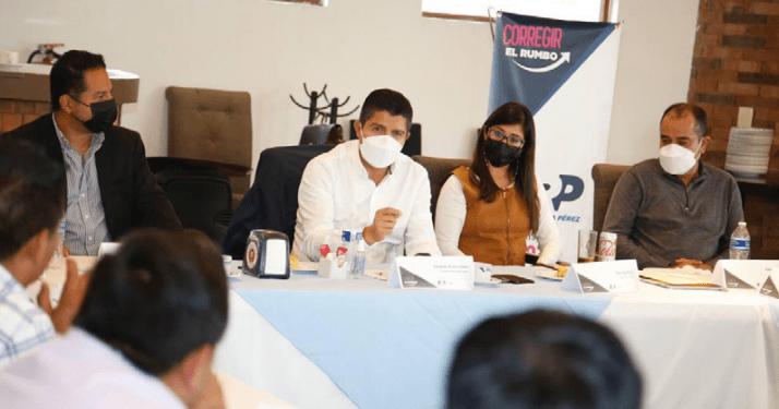 Eduardo Rivera, con los presidentes auxiliares