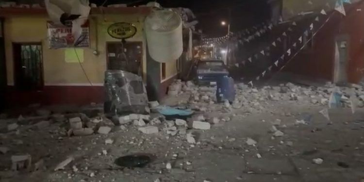Provoca pirotecnia explosión de un tanque de gas en Ahuehuetzingo, Chietla