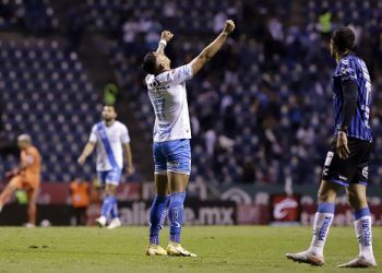 Club Puebla consigue su primer victoria en el torneo; derrota por la mínima a Querétaro