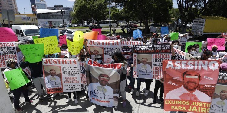Exigen cárcel por homicidio para el presidente de la Asociación de Charros de Puebla