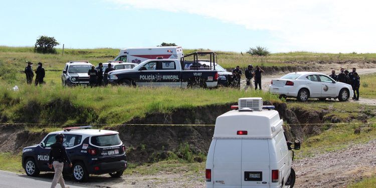 Hallan dos cadáveres calcinados en zona limítrofe de Puebla y Amozoc