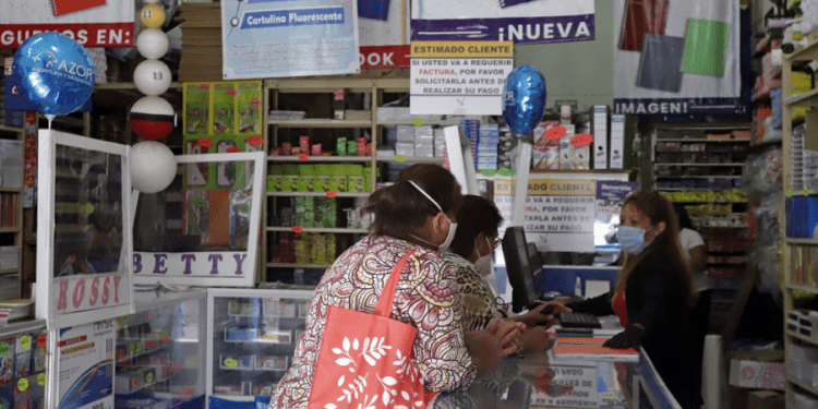 Se complica compra de útiles escolares