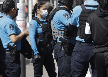 Vigilan a policías para evitar colusión con delincuentes