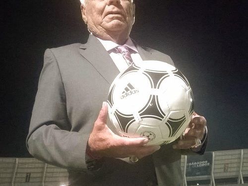 Adiós al hombre récord, una institución en Puebla