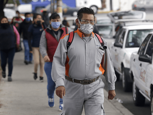 Proponen pedir certificado de vacunación en empresas