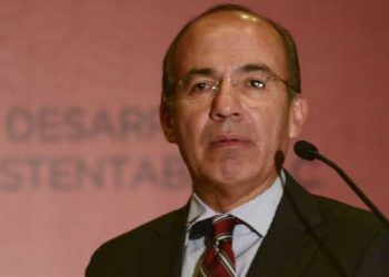 Calderón arremete contra dirigencia del PAN por alianza con la ultraderecha española