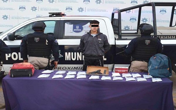 Capturan en Puebla a sujeto con 19 armas de fuego que pretendía llevar a Ciudad de México