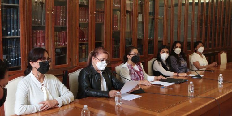 Realizan en el Congreso de Puebla entrega-recepción de la a LX y la LXI Legislatura