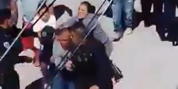 Se desata riña entre vecinos de Cuautlancingo; reportan detonaciones de arma de fuego