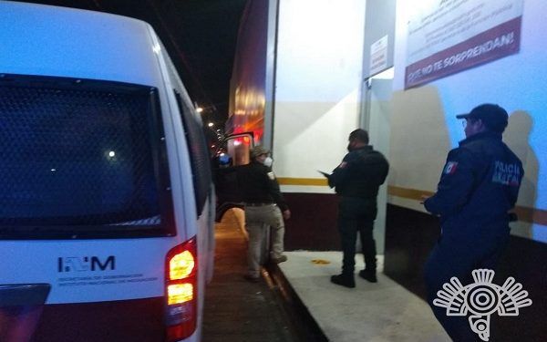 Rescatan a 40 migrantes centroamericanos escondidos en una vivienda de Puebla