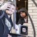 Eminem se hace viral por abrir su restaurante y atender a clientes (FOTOS)