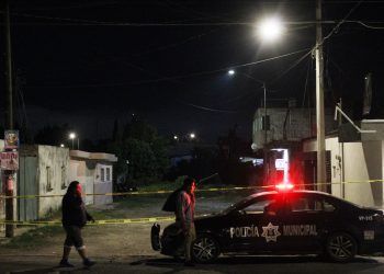 Hallan cadáveres en descomposición dentro de una vivienda en Puebla