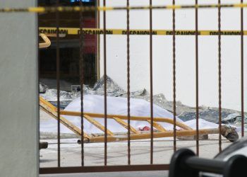 Muere albañil al caer de andamio en parroquia de Santa Cruz Buenavista