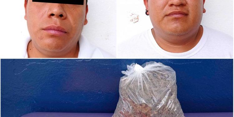 Taxista y acompañante son detenidos con droga en Puebla