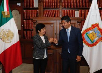 Se reúnen Eduardo Rivera y rectora de la BUAP