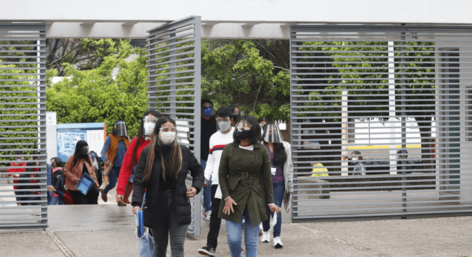 Revisa BUAP el regreso a laboratorio