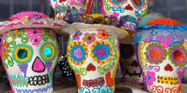 Alfeñiques, tradición que se va perdiendo