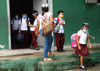 Clases presenciales mejoran el rendimiento académico