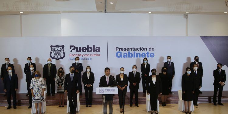Eduardo Rivera Pérez presenta a los integrantes de su gabinete municipal