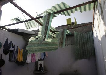 Más de 50 viviendas registran daños tras la explosión en Xochimehuacan