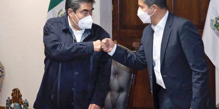 Cohabitación, el nombre del juego entre Miguel Barbosa y Eduardo Rivera