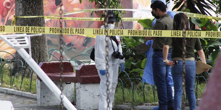 Hallan cadáver con huellas de violencia en la colonia Santa María