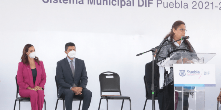 Haremos trabajo en equipo con SMDIF: Rosario Orozco