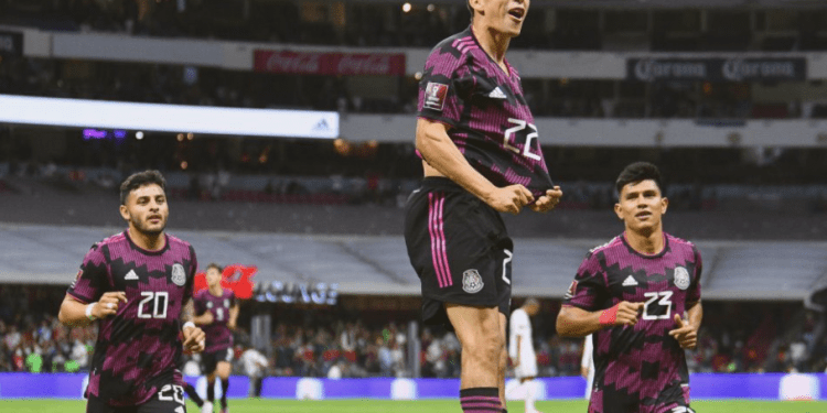 México derrota 3-0 a Honduras en el octagonal rumbo a Catar 2022