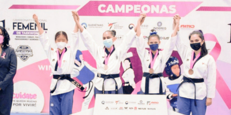 Taekwondoínas poblanas de oro