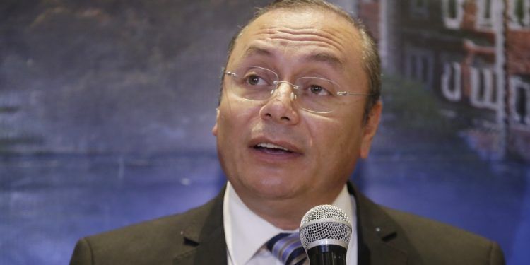 Guillermo Velázquez, el impresentable aliado de Genoveva Huerta