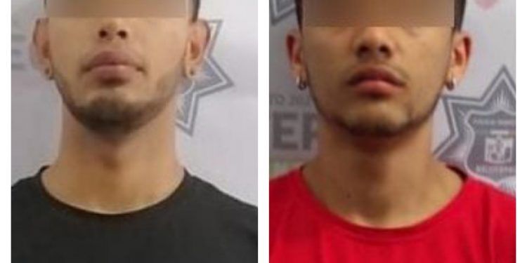 Detienen a dos colombianos en posesión de droga en Xicotepec de Juárez 