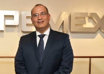 México emite alerta migratoria para exdirector de Pemex Carlos Treviño