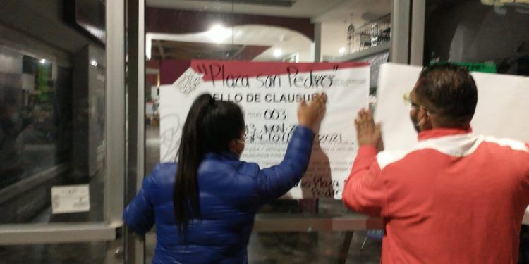 Clausura Soapap Plaza San Pedro en pleno Buen Fin