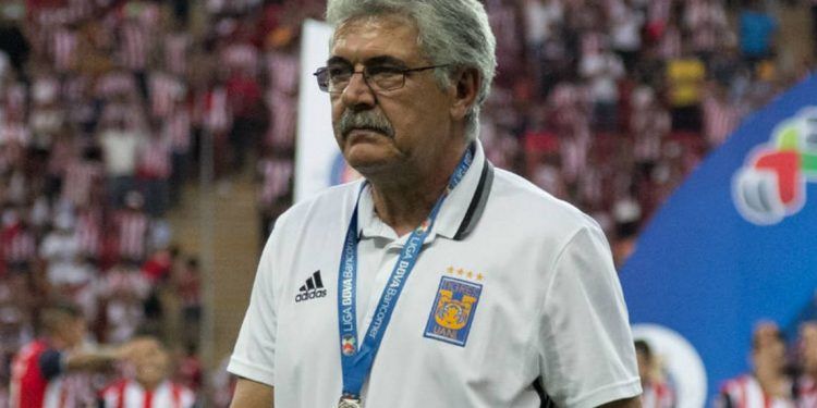 Tras comentarios del “Tuca”, Segob pide un fútbol sin discriminación