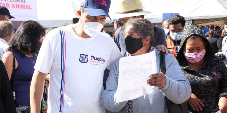 Eduardo Rivera anuncia pavimentación de calles en la colonia San Ramón