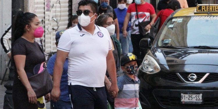 México registra 810 casos positivos de COVID-19
