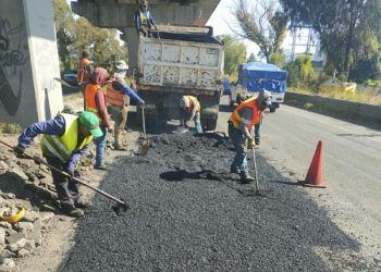 Inicia bacheo de la carretera federal a Tehuacán y autopista México-Puebla
