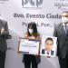 Premios para policías y personal de salud