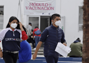 Grupo de 15 a 17 años será vacunado contra COVID-19