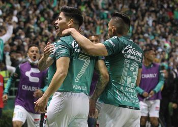 León pega primero en la final del Apertura 2021; vence 3-2 al Atlas