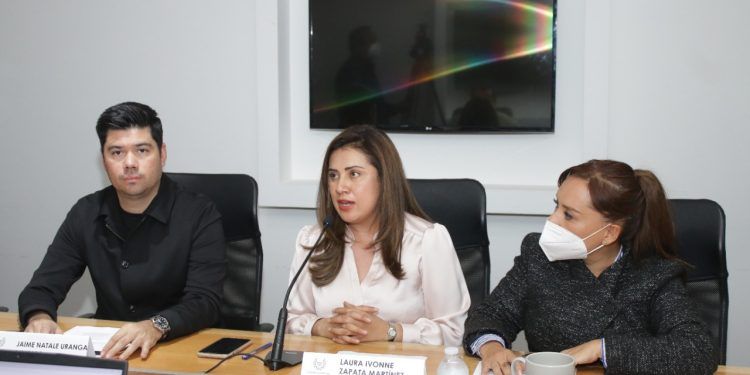 Congreso de Puebla concluye actividades por el “Día Internacional del Migrante”