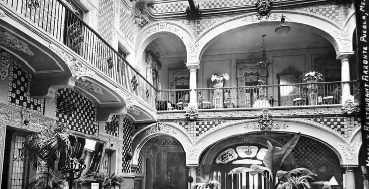 IN MEMORIAM – DE HOTEL A BIBLIOTECA